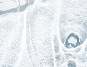 Bidrar til å styrke hudens fuktighetsbarriere