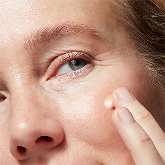 FEINE LINIEN & FALTEN​